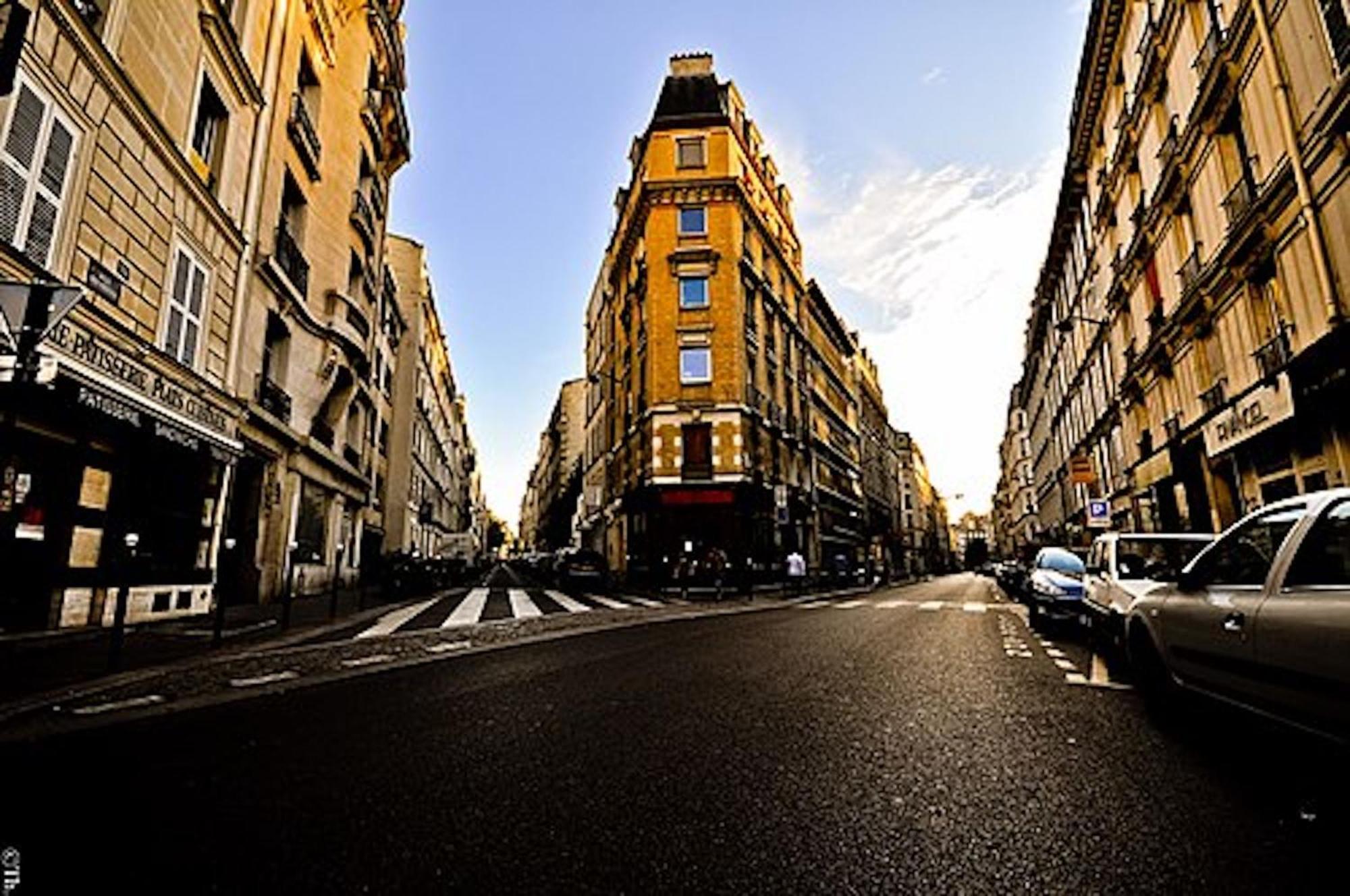 Appartamento Charming Duplex In Montmartre Parigi Esterno foto